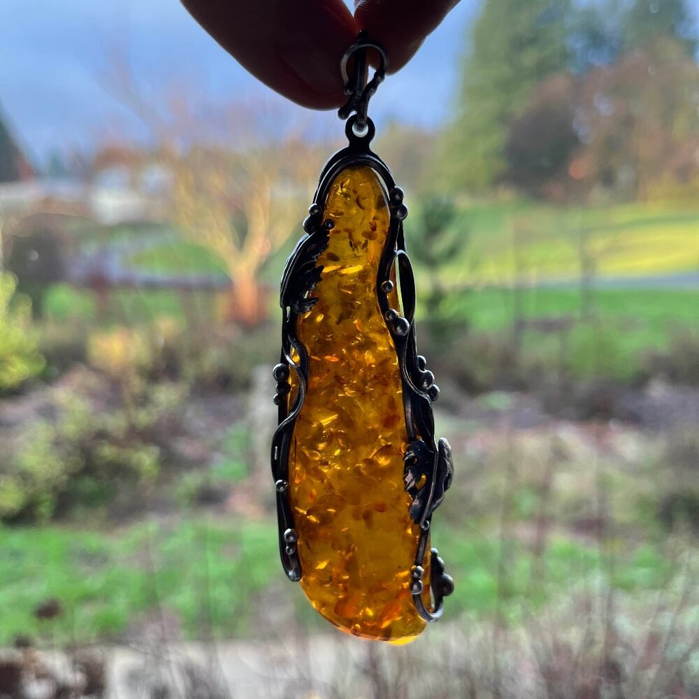 Amber Pendant